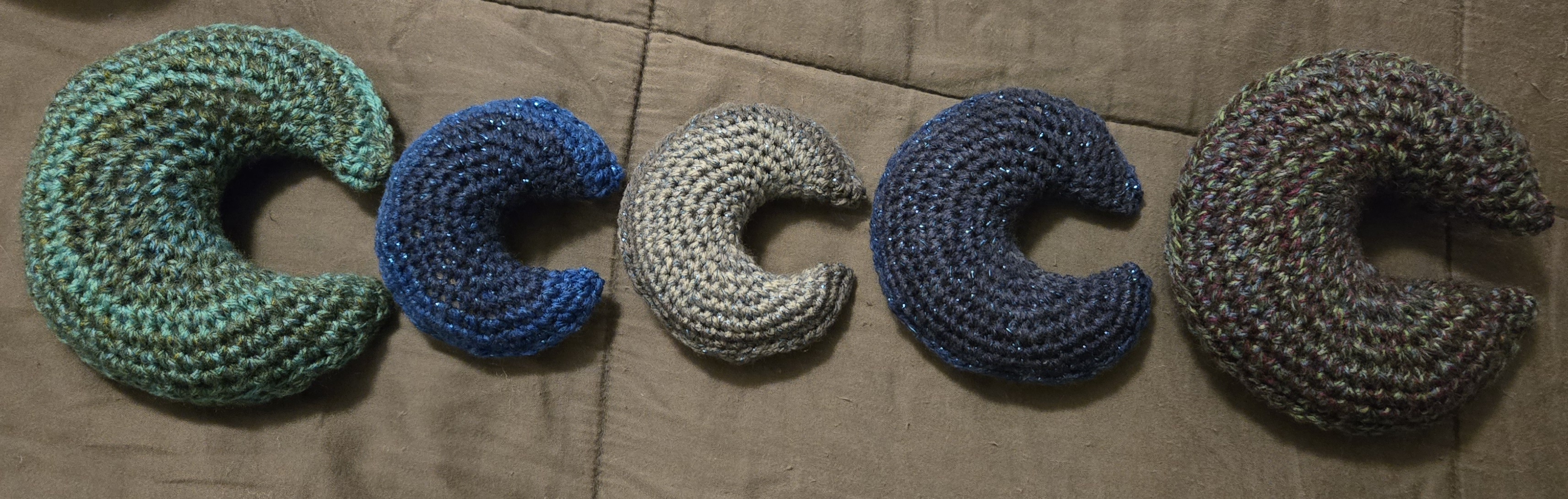 Mini Moons (multiple colors)